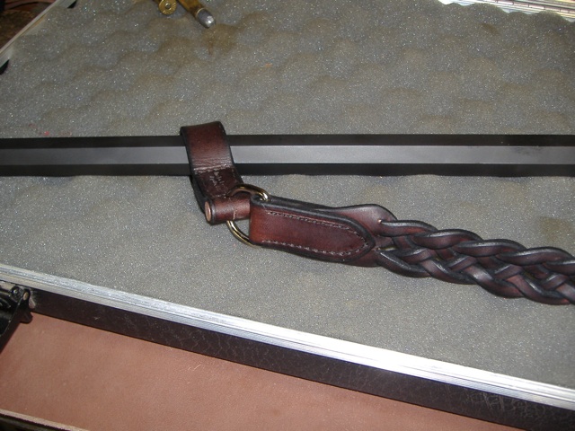 Rifle sling without clips