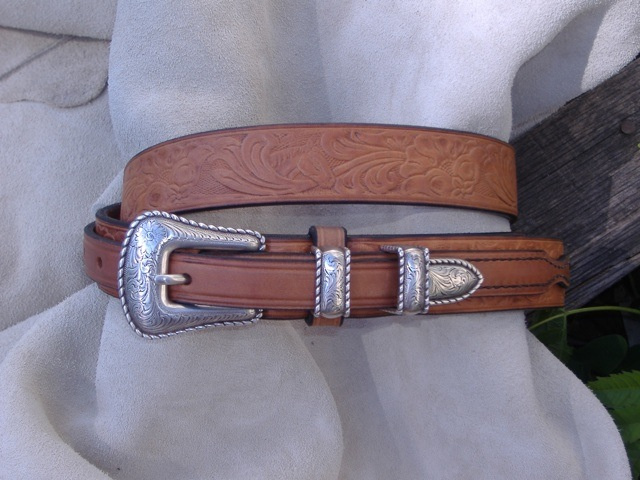 1 1/2" Western Rope Embossed Ranger Belt